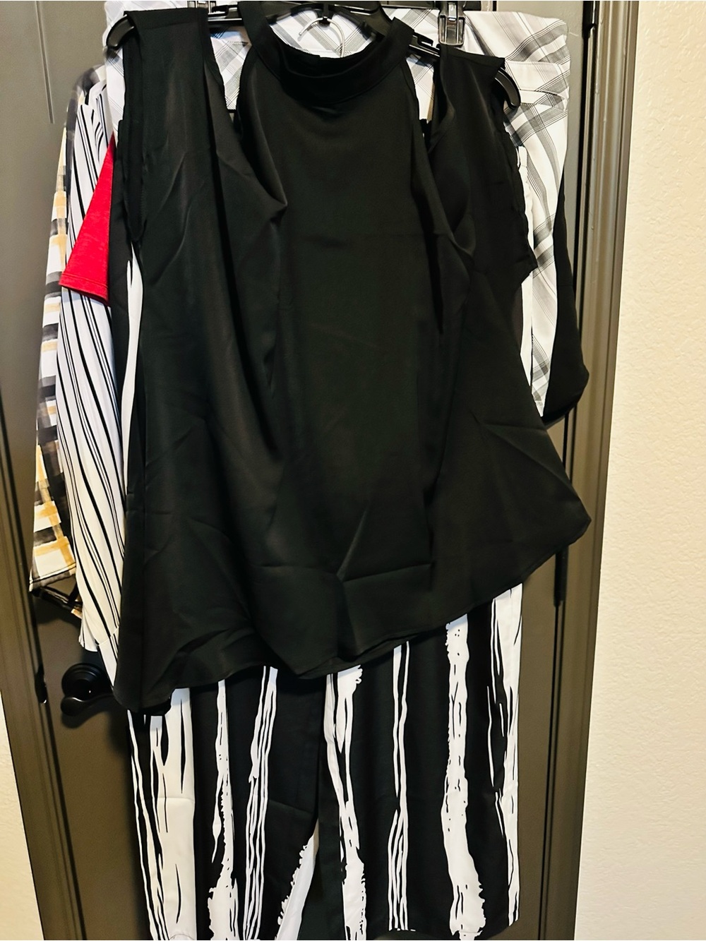 SHEIN Black and White Printed Two-Piece Look